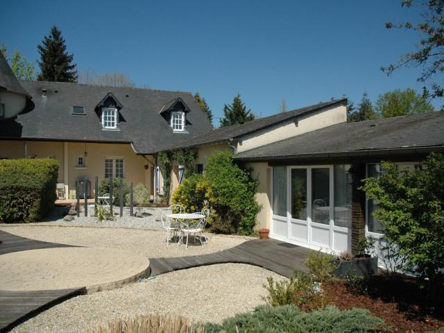 Gîte cosy près du Mans avec jardin, piscine et parking, idéal pour 4 pers. - FR-1-410-388