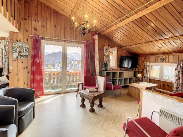 Duplex 150m², 10 pers, proche pistes, chalet équipé - FR-1-416-189