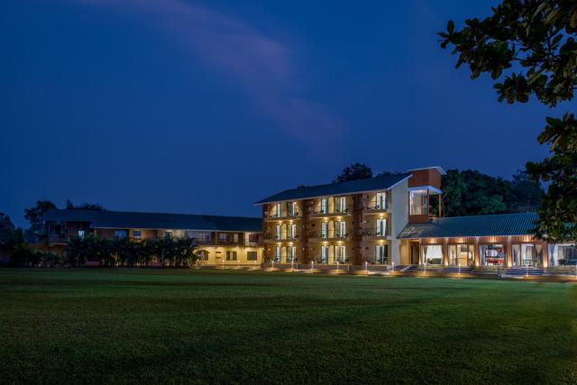 Paramount Riverfront Resort & Spa, Karjat