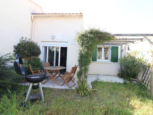 Maison de vacances 3 pièces à Saint-Pierre-d'Oléron, 4 couchages, terrasse, animaux acceptés - FR-1-246A-110