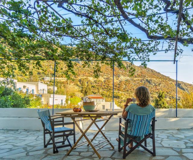 "The Pomegranate House" - Tranquil 3-BDR Retreat by Explore Andros