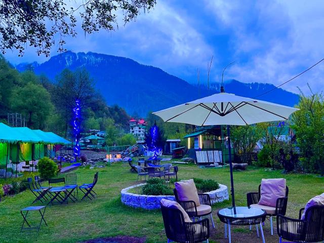 Himalayan Hill Queen Resort, Manali M98160-43400