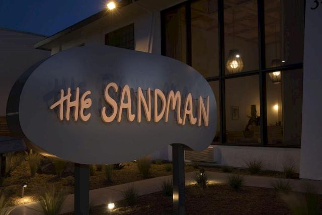 Sandman Hotel