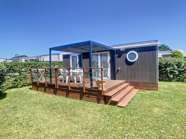 Mobil-home Grand Confort à 200m de la plage avec piscine chauffée, 4 pers, terrasse, parking - FR-1-361A-21