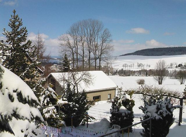 Ferienhaus Erzgebirge Familie Ziller, Crottendorf