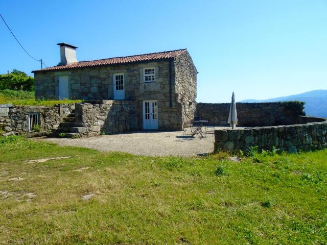 Charming House in Andeviso with Mountain View