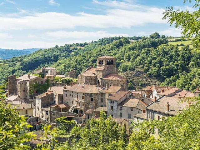 Gîte cosy avec jeux et terrasse à Auzon - FR-1-582-338