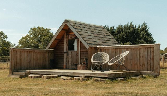 Glamping at the Retreat Wiltshire is rural bliss