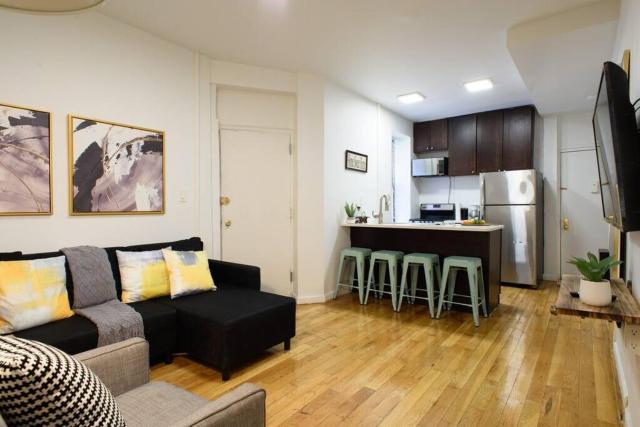 109-1 Huge 3BR Best Value Amazing NYC Apt