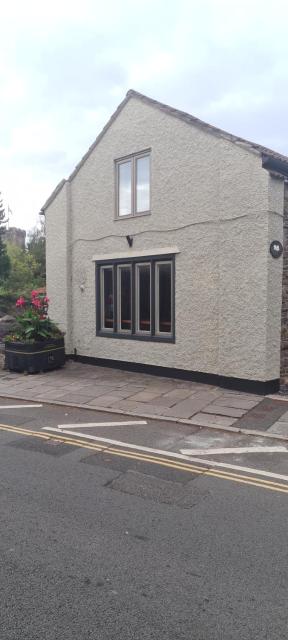 Charming 1-Bed loft in Caerleon