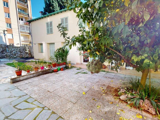 Charmant 3P au calme avec terrasse, proche de la mer à Menton - FR-1-196-317