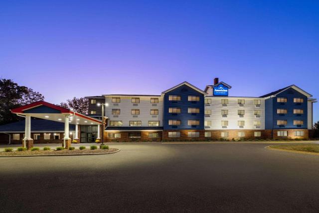 AmericInn by Wyndham Inver Grove Heights Minneapolis