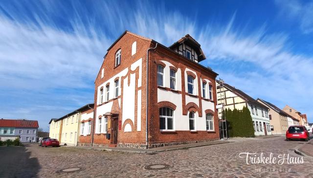 Triskele Haus - Ökologisches Gästehaus der Heilstätte Strelitz