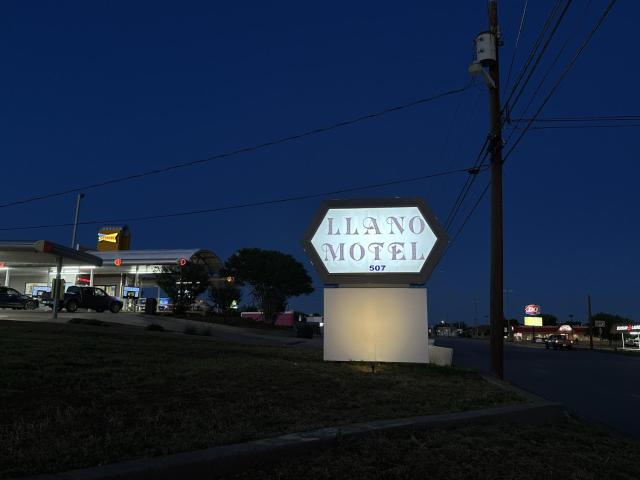 Llano Motel