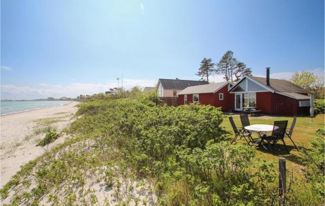 Beautiful Home In Samsø With Kitchen