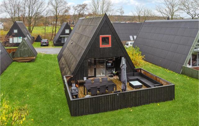 Amazing Home In Farsø With Wifi