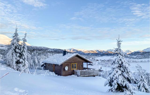 Nice Home In Straumgjerde With Kitchen