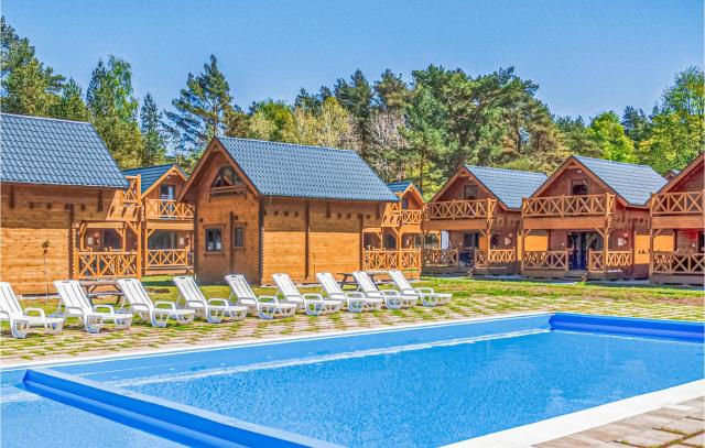 Gorgeous Home In Mrzezyno With Wifi