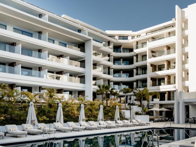 THE FLAG HOTEL Marbella, Estepona Adult Recommended