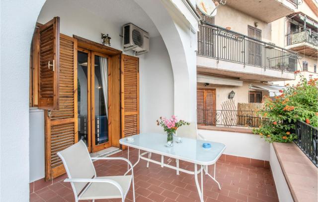 2 Bedroom Amazing Apartment In Giardini Naxos