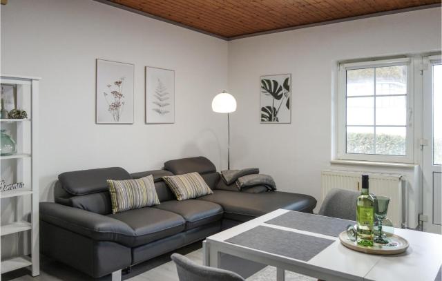 Amazing Apartment In Otterndorf With Wifi