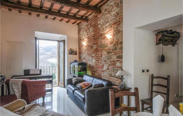 Gorgeous Apartment In Montefortino With Wifi