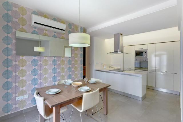 Cozy 1 BR Apartment in St Julians, Best Location