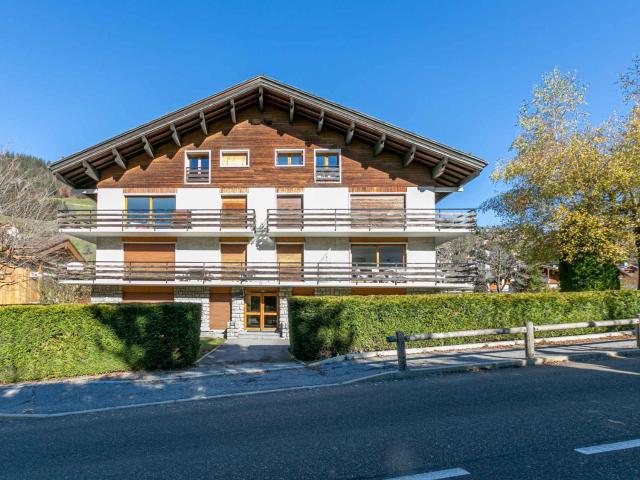 Ski aux pieds, 2 chambres, balcon sud, parking, 6 pers - FR-1-437-87