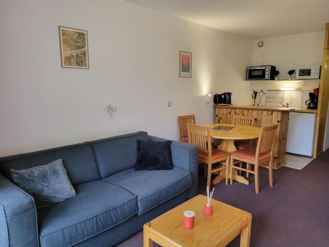 Studio cabine proche centre station avec balcon, WiFi gratuit - FR-1-346-423