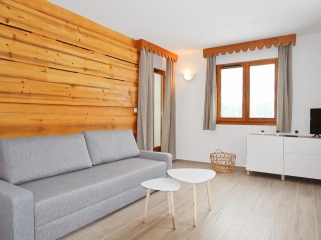 Appartement lumineux avec piscines, terrasse et parking à Samoëns - FR-1-624-125