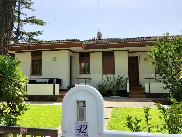 BUNGALOW CAVALLINO LIDO