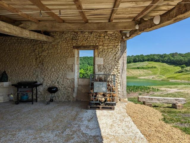 Maison isolée avec piscine privée et spa, Charente - FR-1-653-4