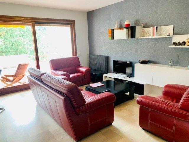 Appartement F3 avec terrasse et parking à 400m du centre d'Amélie-les-Bains - FR-1-703-23