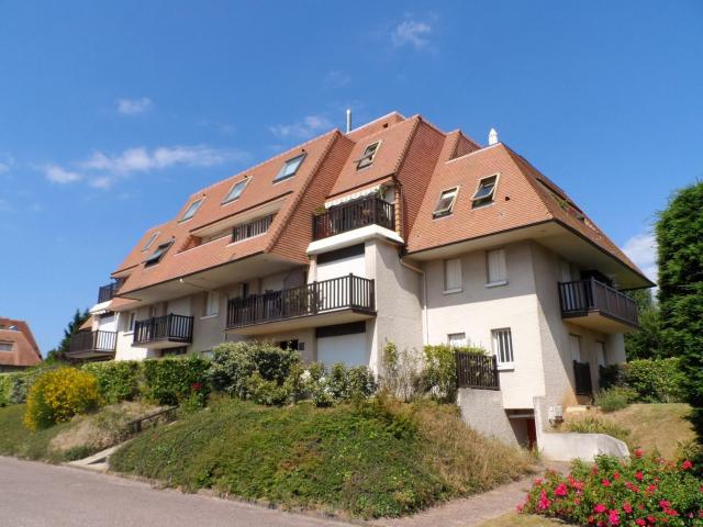 Appartement 3 pièces à Cabourg, 300m de la plage, 6 pers, balcons, parking, animaux acceptés - FR-1-487-296