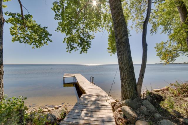 600 of Green Bay Frontage and Dock Cozy Cottage