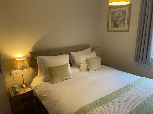 Number 10 Serviced Apartment - Chapel