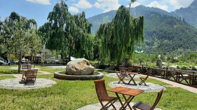 vella Mrina Group of hotel Manali