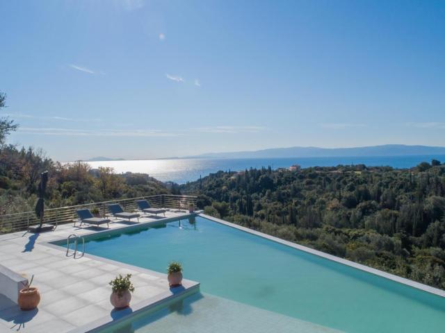 Exclusive Villa Petalouda