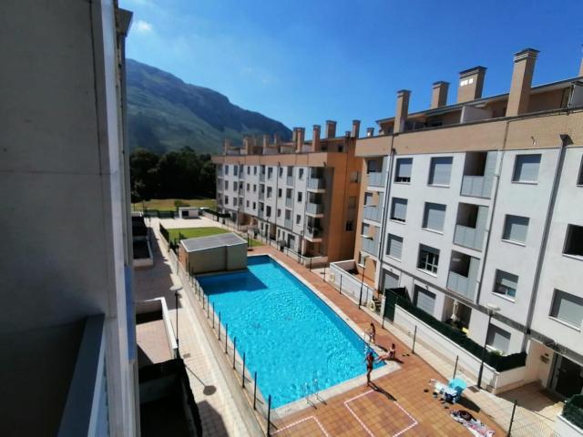 La Piedra L Osu, Apartamento con piscina, Playa 3 km VUT-3226-AS