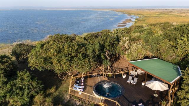 Makakatana Bay Lodge