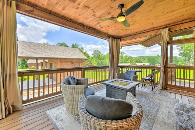 Glenville Mountain Cottage with Fire Pit and Deck!