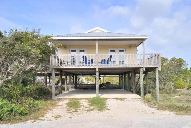 Whitesands North Cozy duplex within walking distance of the beach