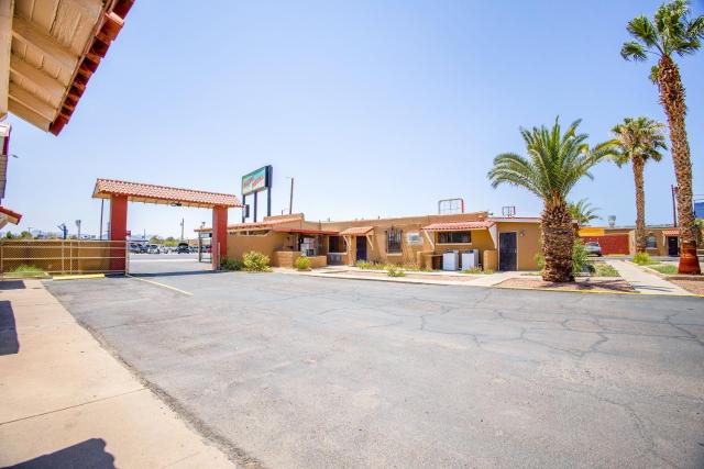 Sands Motel By OYO El Paso near Airport