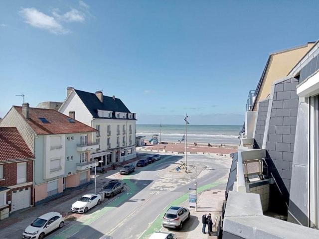 Duplex à Fort-Mahon-Plage : Vue Mer, Proche Plage et Centre, Balcon Exposé Sud - FR-1-482-103