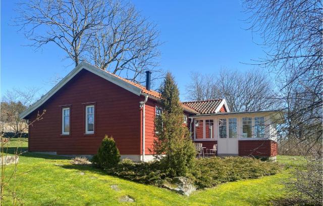 Amazing Home In Tvååker With Kitchen