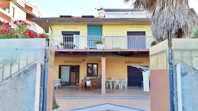 Charming studio in Francavilla al Mare 30 m² with garden