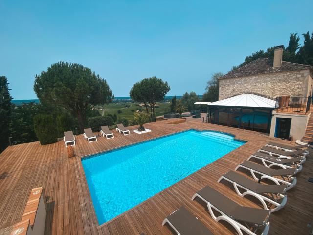 Villa Monbazillac, vue exceptionnelle, piscine, jacuzzi 10-12 pax