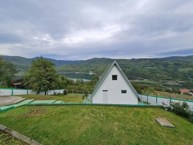 Green House with Lake View