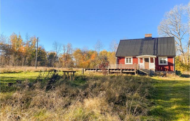 Gorgeous Home In Olofström With Wifi