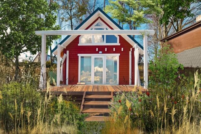 Scandinavian house overlooking the lake